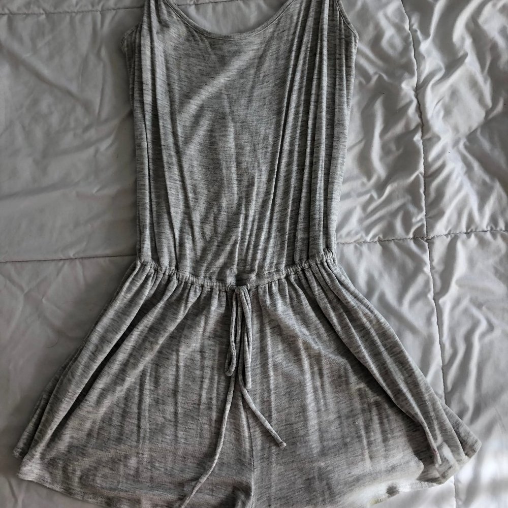 grey romper